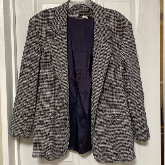 Intriguing Threads Jackets & Blazers - Navy blue women’s blazer - Size Large - LIKE NEW!!